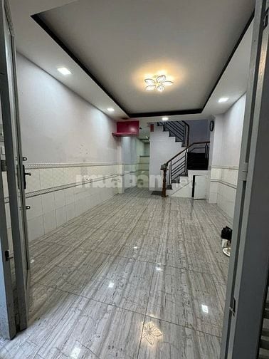 Bán nhà 3.44x10.1m vị trí đẹp 125//tám danh P4 Q8