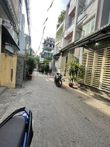 Bán Nhà 5,4X14m 184/Â.Dương Lân, P3, Q.8
