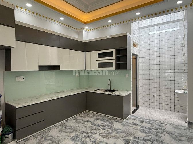 cần bán nhà MT Trần văn kiểu,p11, Q.6.DT:4x19m, giá 15 tỷ.