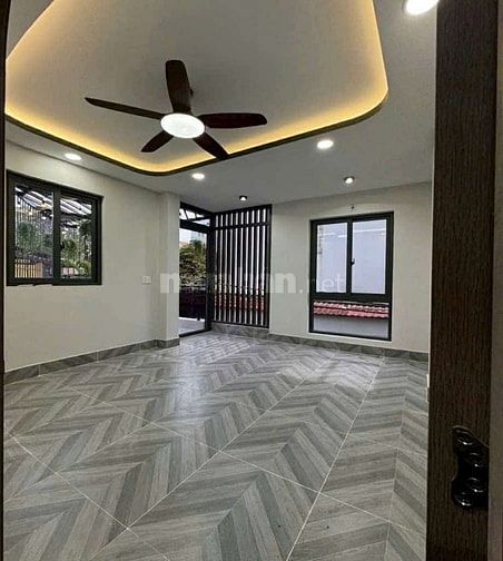 cần bán nhà MT Trần văn kiểu,p11, Q.6.DT:4x19m, giá 15 tỷ.