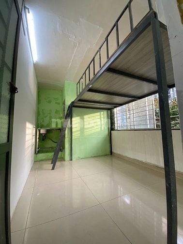 PHÒNG CÓ GÁC ĐẠI HỌC VĂN HIẾN GIÁ RẺ 