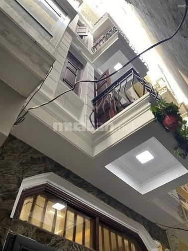 Bán nhà Nguyễn Khánh Toàn, Cầu Giấy, P/LÔ, GỖ LIM, Ở NGAY-41m-9,4 tỷ