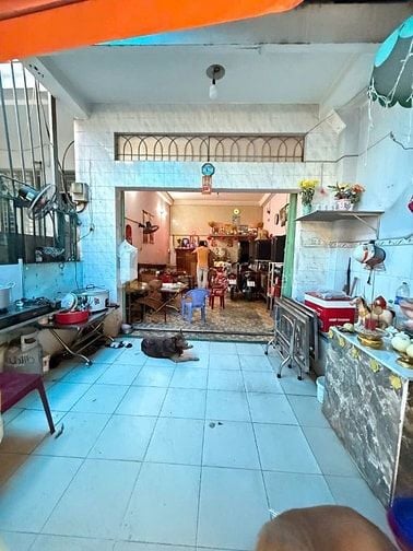 Bán Nhà Mặt Tiền KD , Ỷ Lan, Tân Phú, 82M2, 4 Tầng, Nhỉnh 10 Tỷ.