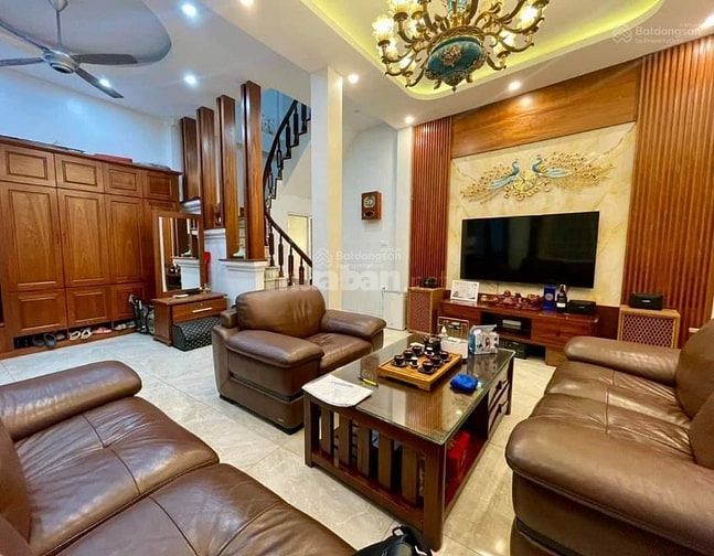 Cần bán nhanh nhà Phân lô Thái Hà giá 19 tỷ, 50mx5T, oto tránh