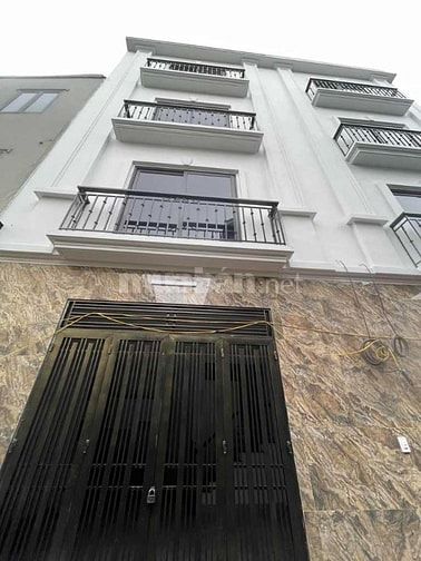 BÁN NHÀ ĐẸP, BA BƯỚC CHÂN RA ĐƯỜNG LỚN