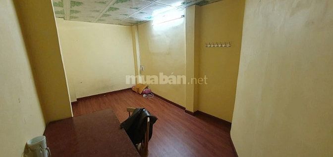 Cho thuê nhà 47/5 Trần Quốc Toản, Quận 3, 4.7x10, 8.5tr