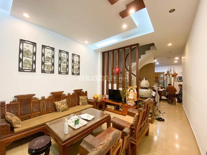 Chỉ hơn 15 tỷ có ngay nhà 92m, 4 tầng tại phố Yên Lãng