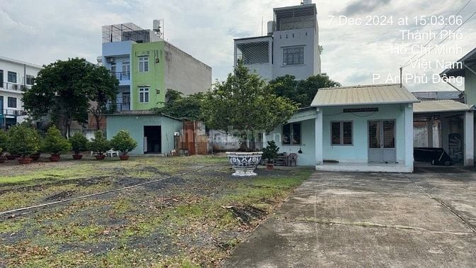 Cho thuê 3600m2 đất Mặt Tiền An Phú Đông, Q12. Có sẵn nhà cấp 4 50m2