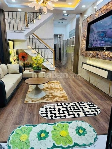 Ngay cầu Sài Gòn bán nhà Tân Cảng 60m2, giá nhỉnh 2tỷ. Sẵn sổ sang tên