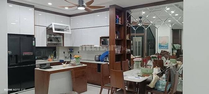 Nhà Đẹp Biệt Thự Kim Đồng, Hoàng Mai 123m, 4 tầng, mt 12m, giá 39 tỷ.