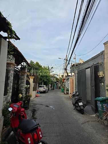 Bán gấp nhà HXH 1 lầu 4.5x24m gần Nguyễn Thị Định, Mai Chí Thọ 
