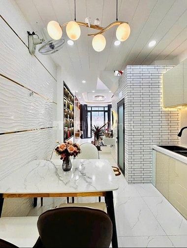 Bán gấp để trả nợ căn nhà An Bình - Phường 6 - Quận 5 - 52,6m2 - giá 1