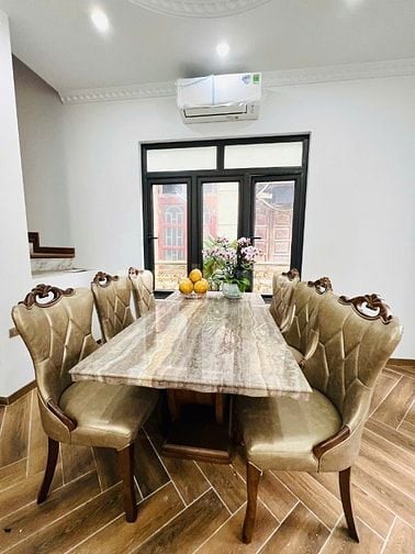 Bán Nhà Phân Lô Mặt Ngõ 68 Cầu Giấy , DT 86 m2, Xây 4 Tầng  Giá 28 Tỷ