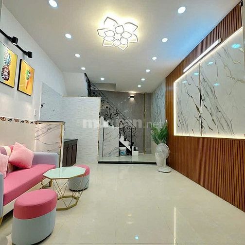 Cần tiền bán gấp nhà NGUYỄN DU, P1, GÒ VẤP cách VincomPlaza 200m 2 Tỷ