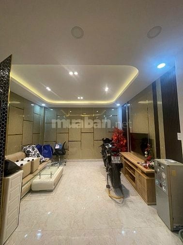NHÀ 3,5 LẦU HXH ĐƯỜNG NGUYỄN TRỌNG TUYỂN , P15 , QUẬN PHÚ NHUẬN 
