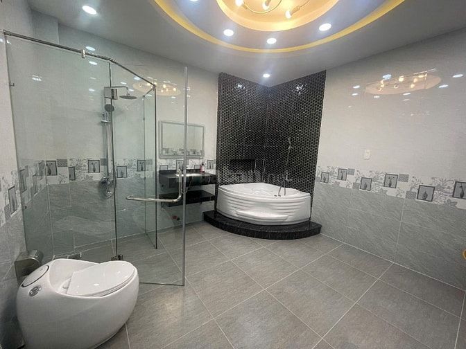 NHÀ 3,5 LẦU HXH ĐƯỜNG NGUYỄN TRỌNG TUYỂN , P15 , QUẬN PHÚ NHUẬN 