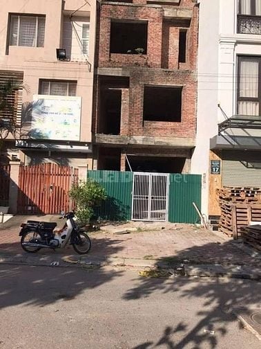 Bán gấp LK 23 Văn Khê 97,5m đang cho thuê, đường to, tiện ở kinh doanh