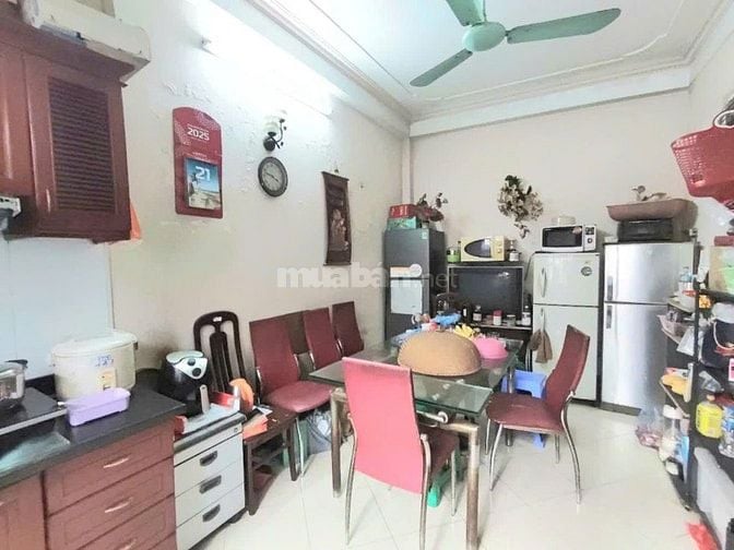 MẶT PHỐ CỔ, GẦN PHỐ, TIỆN NGHI ĐẦY ĐỦ, NGÕ THOÁNG