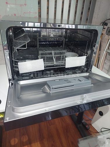 Thanh lý máy rửa bát Hafele mới 100%