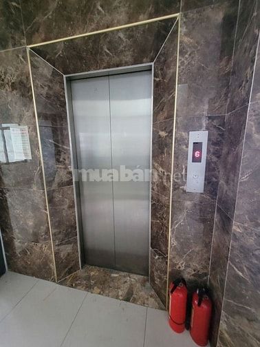 BÁN TOÀ VĂN PHÒNG 8 TẦNG PHỐ KIM ĐỒNG HOÀNG MAI DOANH THU 1,4 TỶ/NĂM