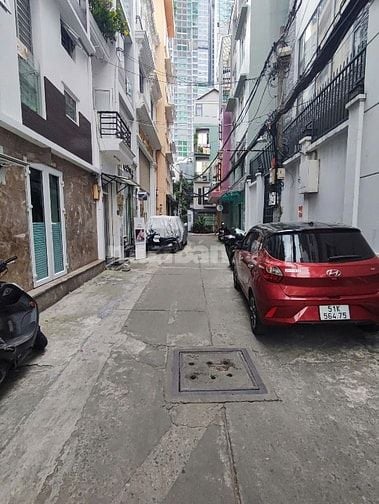 Hẻm xe hơi Nguyễn Trãi,4 Tầng 3PN,Vuông Vức,Khu KD,thu nhập 240tr