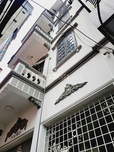 Bán nhà kiểu Biệt Thự,Villa 5 tầng, tại Âu Cơ , Tây Hồ.