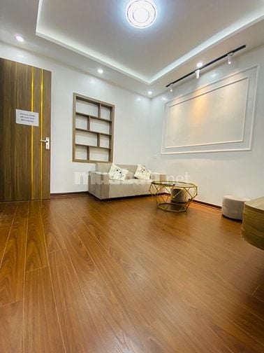 2.95 tỷ có ngay tập thể Phương Mai, 2 phòng ngủ,  đầy đủ nội thất