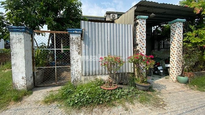 kẹt tiền bán gấp 172m đường bờ chùa ,2,5 ty Tân Qui Tây Bình Chánh 