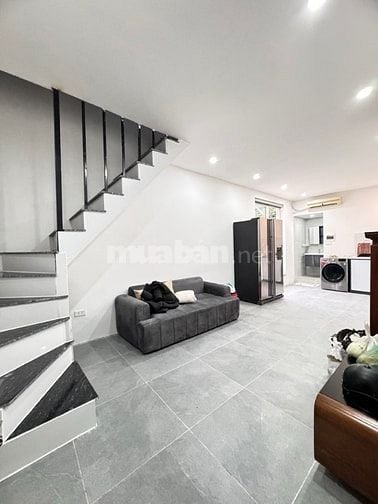 3,3 TỶ, CĂN HỘ 2 TẦNG PHỐ TRƯƠNG ĐỊNH, SỬ DỤNG 70m2, CÓ SÂN CHƠI 