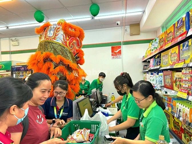 Tuyển Sinh Viên, Trung Tuổi Làm Bán Hàng, Tạp Vụ, Bảo Vệ, Thu Ngân