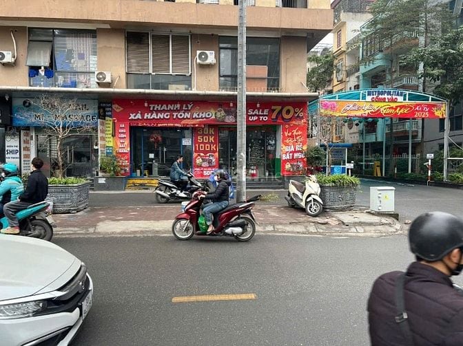 Bán 2 căn shophouse, mặt tiền đường Trịnh Đình Cửu, quận Hoàng Mai