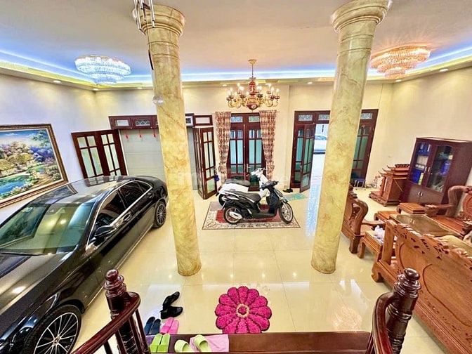 Bán biệt thự Nguyễn Cảnh Dị, DT 108m, 5T, MT 10m,oto tránh, KD, 42 tỷ