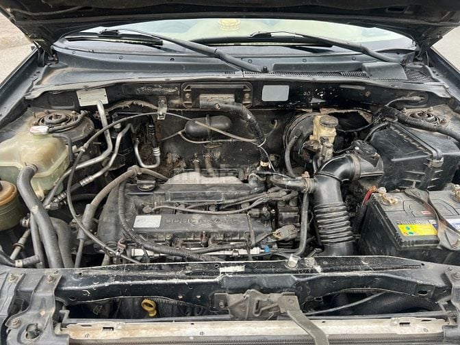 Bán xe Ford Escape 2.3L số tự động,2 cầu, đời 2004 