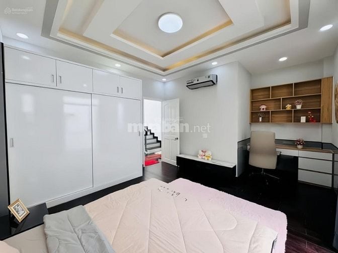 BÁN NHÀ ĐẸP LUNG LINH TRUNG TÂM Q.5, GẦN BV BỆNH NHIỆT ĐỚI. DT: 84,3M2