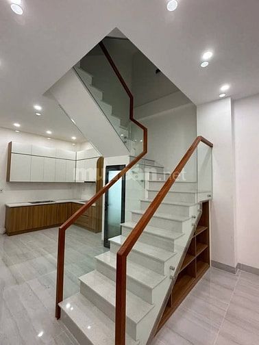 Ngộp bank bán gấp nhà 1T1L Linh Trung TĐ_ Hoàng Diệu 2 56m2/ 1 T 280