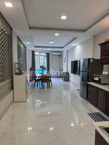 Bán nhà căn góc 2 mặt tiền đường Tân Vĩnh P. 4 Q.4, DT4x15m, 4T, ST