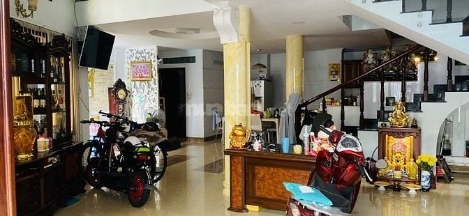 Chủ Định Cư Hoa Kỳ Cần Bán Gấp Biệt Thự Nguyễn Cư Trinh Quận 1