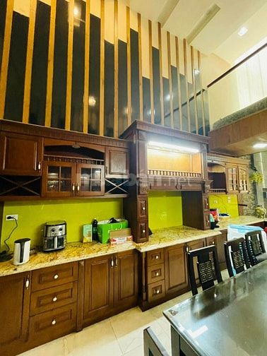 Bán nhà Hoàng Văn Thái, phân lô ôtô tránh, kinh doanh,DT 95m, 22.5 tỷ
