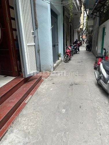 Siêu phẩm nhà phố Chùa Quỳnh, 30m ra phố, lô góc, dân xây, 8.8 tỷ