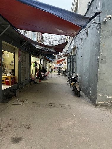 Chính chủ bán nhà cạnh chợ Kim Giang
