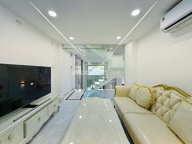 CHÍNH CHỦ BÁN NHÀ 618/QUANG TRUNG 3LẦU HẺM 4M THÔNG NHÀ MỚI XÂY 
