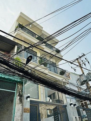 CHÍNH CHỦ BÁN NHÀ 618/QUANG TRUNG 3LẦU HẺM 4M THÔNG NHÀ MỚI XÂY 