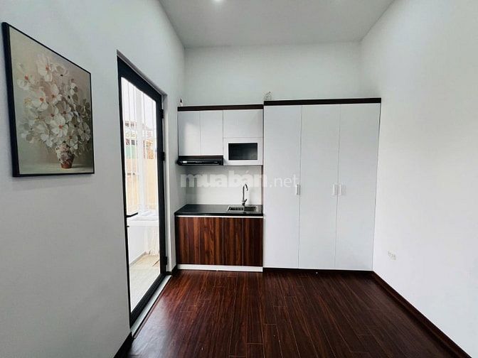 Bán nhà phố Đại La, Hai Bà Trưng 46m, 6 tầng. Giá: 13.5 tỷ.