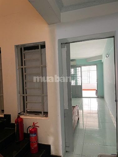 Cho thuê mặt bằng và phòng trọ hẻm xe hơi sát bên UBND Quận Gò Vấp