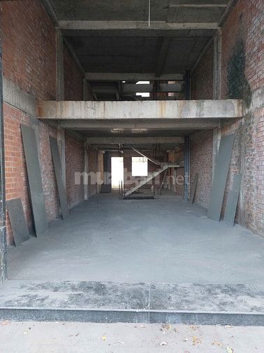 Chủ cần tiền nhà sổ hồng mặt tiền đường Đồng Văn Cống, P.Thạnh Mỹ Lợi