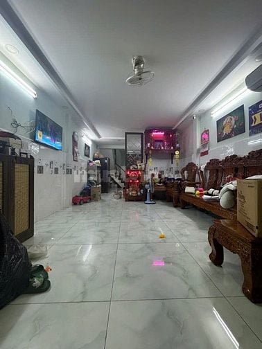 Bán nhà Quận 8 (HXH 8m - Phú Định; 4x11m; 1 lầu; 2PN; sổ hồng, 4,89 tỷ