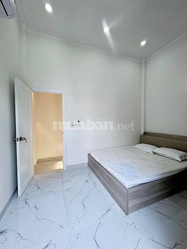 Mặt tiền đường Trần Phú, Q5, 1trệt 1 lầu, 5x14 gần BV Quân Y, sổ riêng