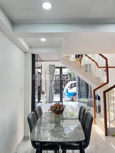 Mặt tiền đường Trần Phú, Q5, 1trệt 1 lầu, 5x14 gần BV Quân Y, sổ riêng