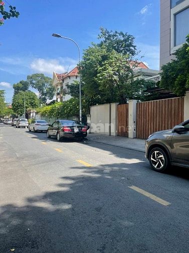 Biệt thự đẳng cấp có hồ bơi - khu cư xá Bắc Hải, Quận 10