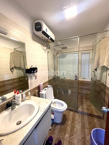 Nhà Đẹp Hồ Linh Quang 35M 5Tầng, 10m ra Ô Tô , 20M ra Hồ , chỉ 7.5 Tỷ